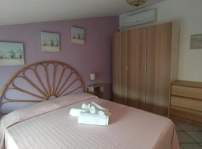 Lägenhet Bilocale La Tezia *