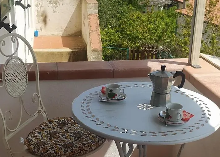 Lägenhet Bilocale La Tezia